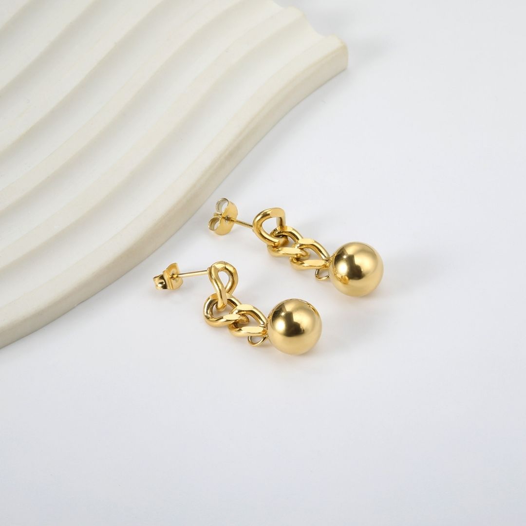 Statement Piece - Chain with Dangling Sphere Earrings