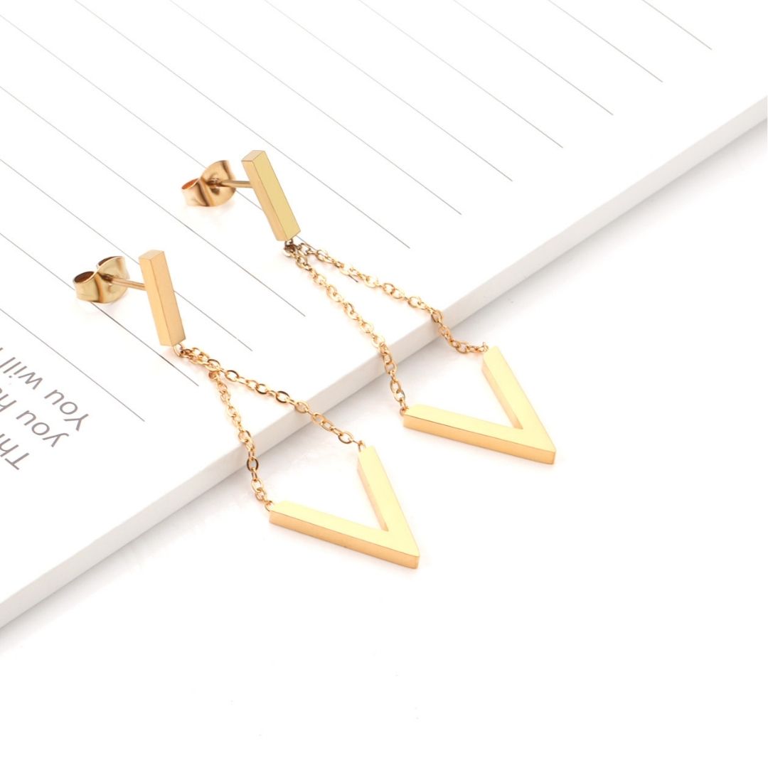 Statement Piece - Diamond Shaped Dangling Earrings